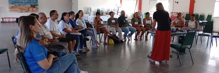 Oficina promove construção participativa de Projeto de Educação Especial na APA Ponta da Baleia/Abrolhos